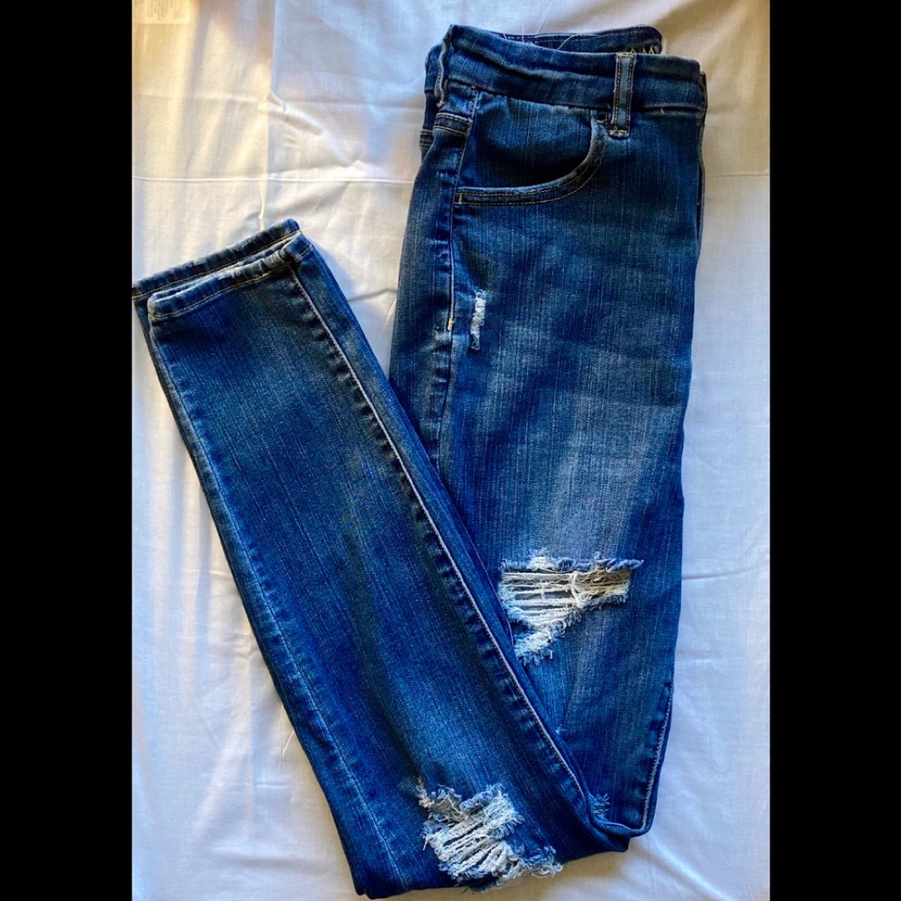 American Eagle Curvy Jean